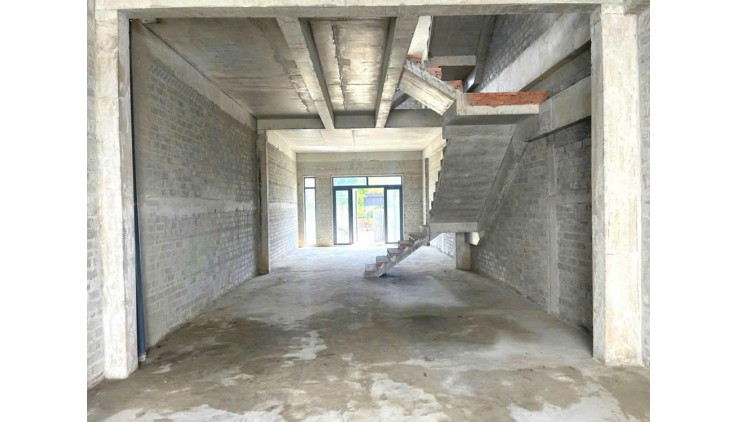 Căn góc 2 mặt tiền ngay trục đường A4, mẫu nhà mới đẹp, sầm uất, ký HĐ với CĐT HUD